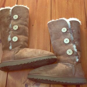 UGG Women's Bailey Button Triplet II Boot